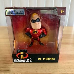 Disney Pixar Incredibles 2 Metalfigs Mr. Indcredibles Collector Toy Figure